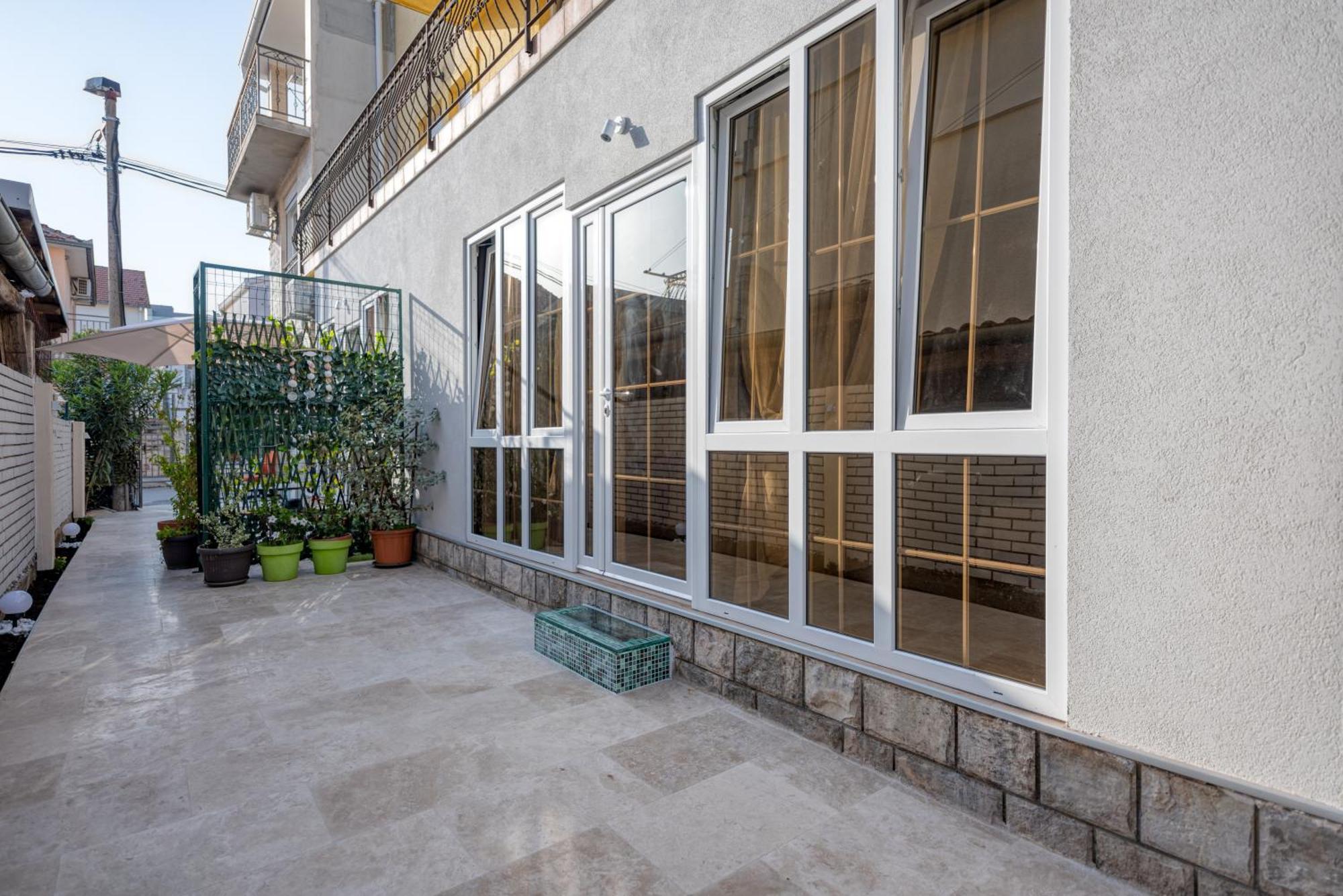 Apartments Vujosevic ティヴァト エクステリア 写真